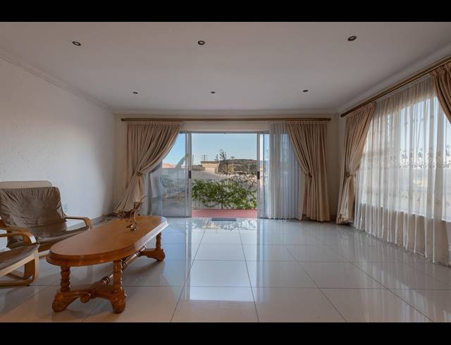 3 BEDROOM DUPLEX FOR SALE IN SUIDEROORD